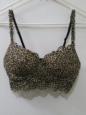 PINK Victoria's Secret Leopard Print Scalloped Lace Trim Bralette - Size Small